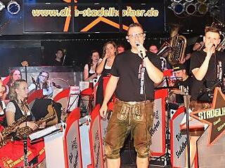 Tolle Live-Blasmusik: die Stadelhofner in Aktion