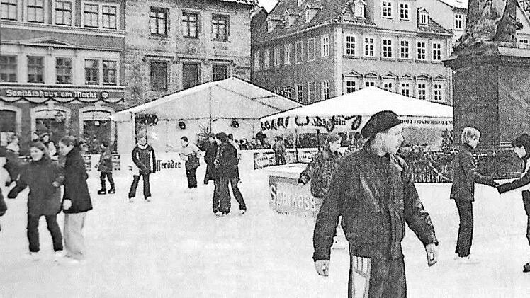 Die Eisfläche zu Füßen Prinz Alberts ist den Coburgern vor allem wegen der vielen Pannen im Gedächtnis geblieben. Fotos: CT-Archiv / Oliver Schmidt & Klaus Wöhner