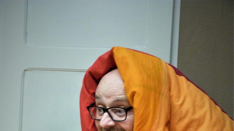 Die Neuenmarkter Laienspielgruppe feierte eine gelungene Premiere. Foto: Werner Reißaus