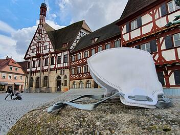 Zum Schutz vor dem Coronavirus: Fränkische Firmen setzen auf Home Office und Hygiene-Vorkehrungen.  Foto: Ronald Heck