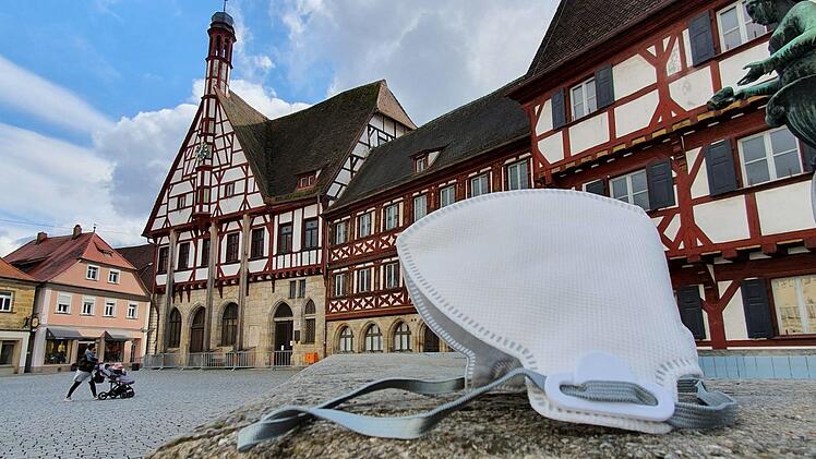 Zum Schutz vor dem Coronavirus: Fränkische Firmen setzen auf Home Office und Hygiene-Vorkehrungen.  Foto: Ronald Heck
