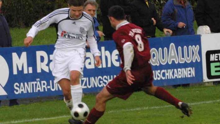 Ob der zweifache Torschütze gegen den FC Augsfeld, Fabian Benkert (links), gegen Leinach für den FC Sand auflaufen kann, wird sich erst kurzfristig entscheiden.