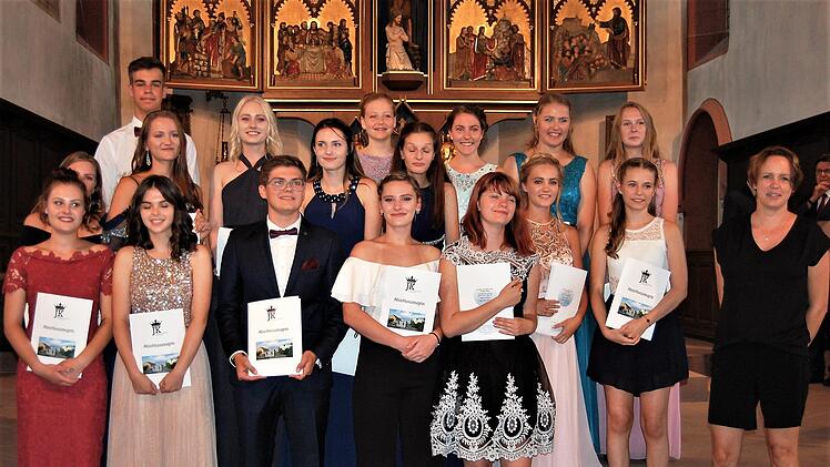 Abschlussfeier für die Hammelburger Realschul-Absolventen (Klasse 10c).Sigismund von Dobschütz