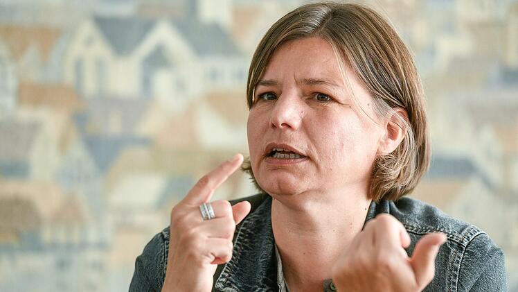 Bundestagsabgeordnete Manuela Rottmann vertritt die Klage der Grünen gegen das Parteifinanzierungsgesetz vor dem Bundesverfassungsgericht.