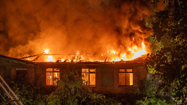 Lost-Place in Coburg steht in Flammen - bereits zweiter Brand seit Ostern