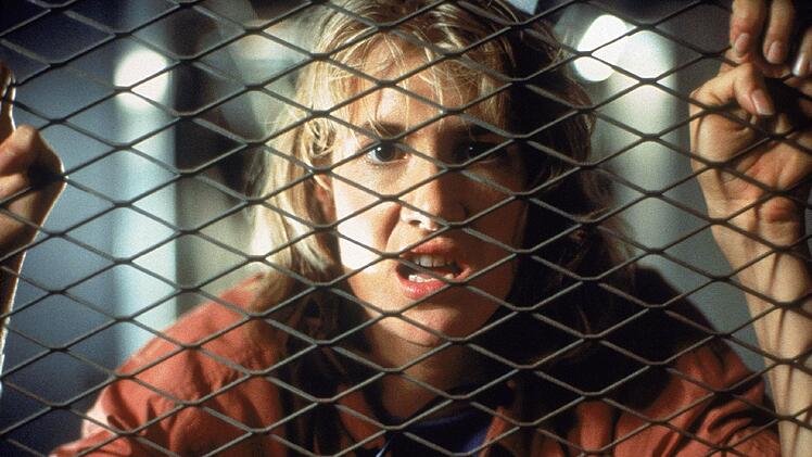 Kein Grund zur Panik? Leider doch! In "Jurassic Park" sind die Dinos los - zum Entsetzen von Dr. Sattler (Laura Dern).