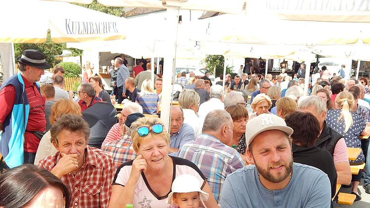 Impressionen vom Neudrossenfelder Straßenfest. Foto: Horst Wunner