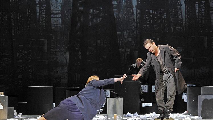 Szene aus Bellinis "Norma" am Landestheater Coburg.Foto: Andrea Kremper