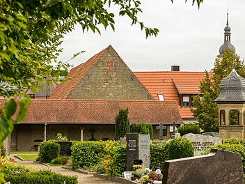 "Offene Gartent&uuml;r 2026" im Kreis Kitzingen: Den Friedhof neu entdecken
