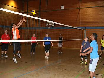 Im Spiel verstehen sich alle auch ohne Worte. Foto: Sylvia Hubele