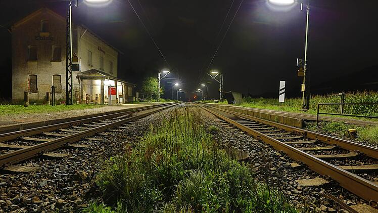 Frauenleiche am Ebinger Bahnhof entdeckt