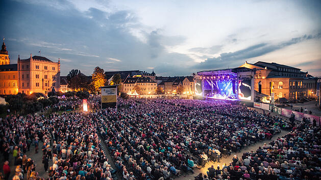 Coburger Open-Air-Sommer 2025 - dieser Star k&uuml;ndigt sich bereits an