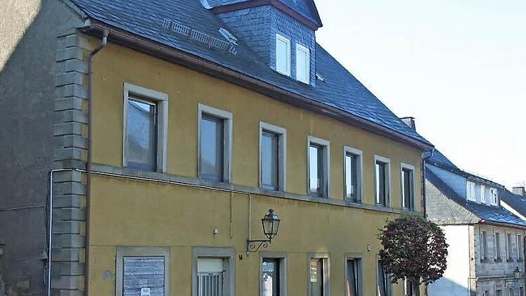 In diesem Haus in Teuschnitz hat die ASCO ihren Sitz.  Foto: Veronika Schadeck