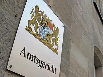 Böse SMS-Nachrichten beschäftigten am Montag das Kronacher Gericht fast vier Stunden lang. Foto: Archiv/Marco Meißner