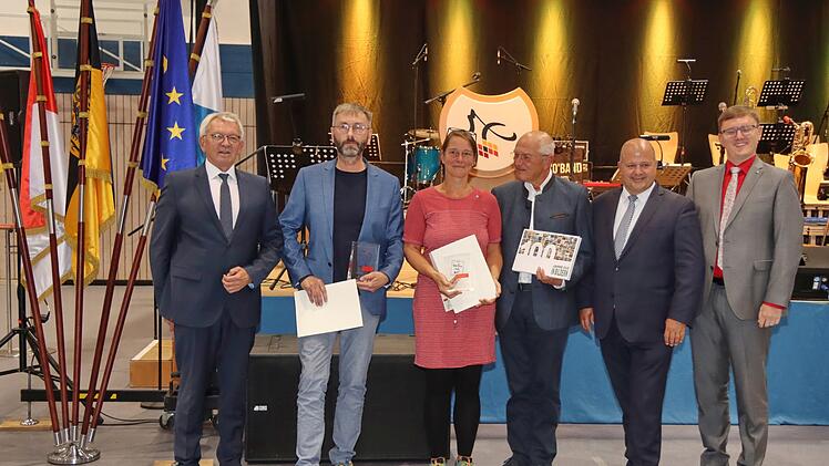 Hirschaid: Landkreis w&uuml;rdigt Ehrenamtliche bei Gala