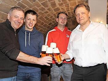 Der Vorstand des neuen Vereins zur Pflege der Bierkultur in der Gemeinde Hallerndorf (v. l.): Georg Rittmayer, Tobias Klein, Christian Geilhausen und Robert Linz  Foto: Mathias Erlwein