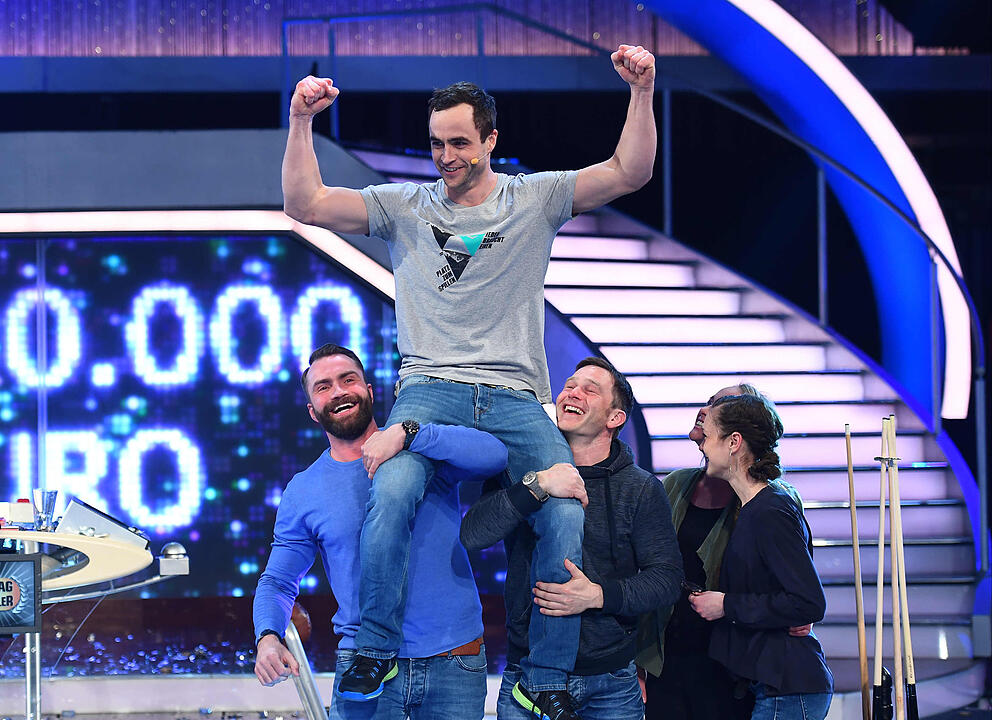"Schlag den Henssler": Xabier aus Würzburg gewinnt eine Million Euro