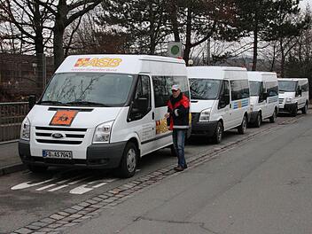 Der Arbeiter-Samariter-Bund will für die Fahrten zur Pestalozzischule mehr Geld .  Foto: Josef Hofbauer