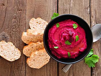 rote-beete-hummus.jpg