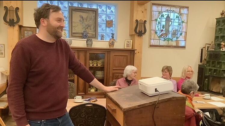 Ralf Endres beim Vortrag in Hammelburg