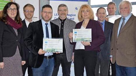 Coburg profitiert im Lutherjahr von hohen Zuwendungen aus dem Leader-F&ouml;rderprogramm der EU (von links): Christin Zander, Tobias Gruber, Martin Finzel, Michael Busch, Anke Kroll, Rainer Mattern, Michael Amthor und Rudolf Landmann. Foto: Rainer Lutz