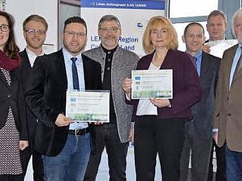 Coburg profitiert im Lutherjahr von hohen Zuwendungen aus dem Leader-Förderprogramm der EU (von links): Christin Zander, Tobias Gruber, Martin Finzel, Michael Busch, Anke Kroll, Rainer Mattern, Michael Amthor und Rudolf Landmann. Foto: Rainer Lutz