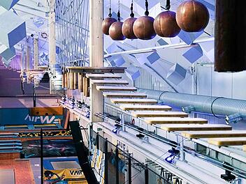 Trampolinhalle "Airtime" in Nürnberg feiert Sommerfest - das ist im Trampolinpark beim Fest geboten Trampolinhalle "Airtime" in Nürnberg feiert Sommerfest - das ist im Trampolinpark beim Fest geboten