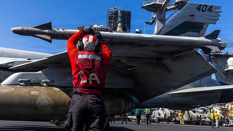 Iran-Krieg - USS Abraham Lincoln