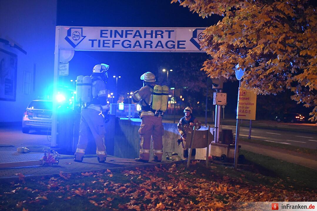 Brand in Tiefgarage in Bamberg - Hotel evakuiert