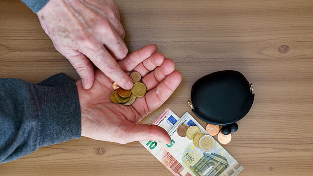 Rente, Ruhestand, Geld zählen, Vergleich
