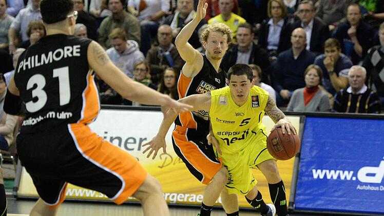 Jason Brickman lässt Per Günther stehen. Foto: Peter Mularczyk