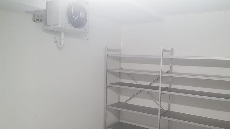 Der neue Kühlraum Foto: Achat-Hotel