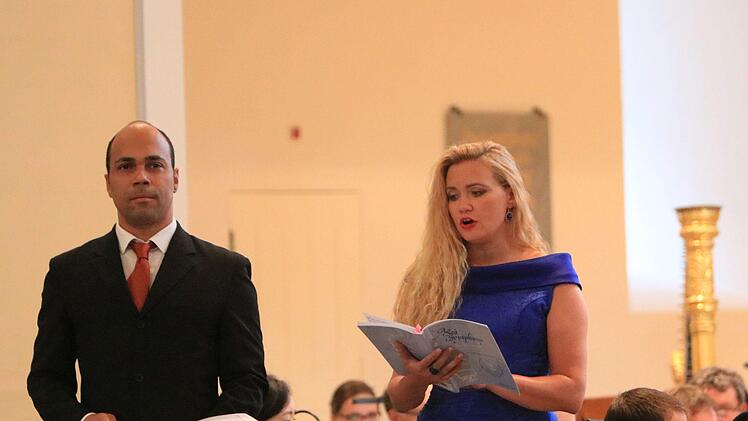 Eindrucksvolles Finale der Konzertsaison des Landestheaters. Die "Sea Symphony" von Ralph Vaughan Williams erklang in der Coburger Morizkirche, gestaltet von der Royal Choral Society und dem Chor und dem Philharmonischen Orchester des Landestheaters unter Leitung von Richard Cooke.Foto: Jochen Berger