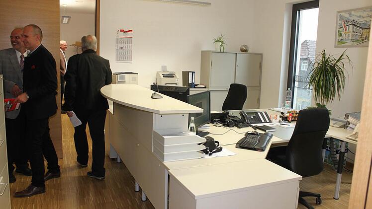 Bei der Einweihungsfeier durften die Gäste auch einen Blick in die neuen Büroräume werfen.