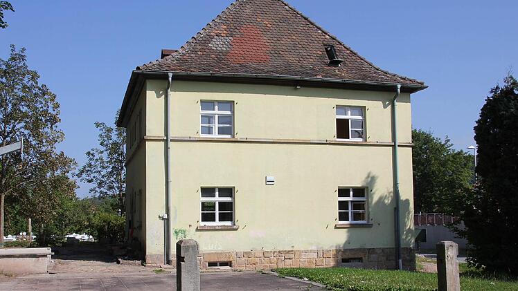 Ihre Tage sind gezählt: Die Kujath-Villa wird in zwei Wochen abgerissen. Fotos: Ralf Kestel