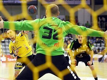 HSC-Kapitän Ronny Göhl erzielte neun Treffer - drei davon vom Strich. Foto: Timo Geldner