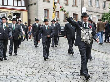 Schützenkönig Matthias Kümmet durfte beim traditionellen Schützenauszug natürlich nicht fehlen. Foto: Barbara Herbst