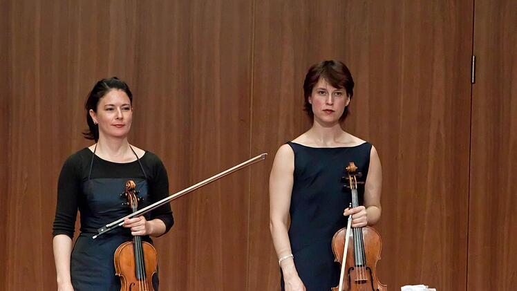 Annette Reisinger (links) und Aroa Sorin