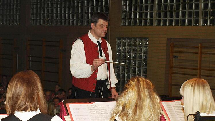 Dirigent Wolfgang Schrepfer