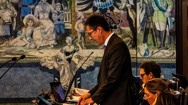 W&uuml;rzburg: Ehemalige Abgeordnete des Europaparlaments verl&auml;sst den Stadtrat