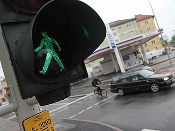 Die Ampelanlage an der Kreuzung Brennerstraße/Zollnerstraße funktioniert wieder. Fotos: Michael Gründel