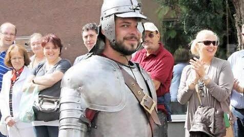 Michael Albert spielter erstmals den Michel Stapf.