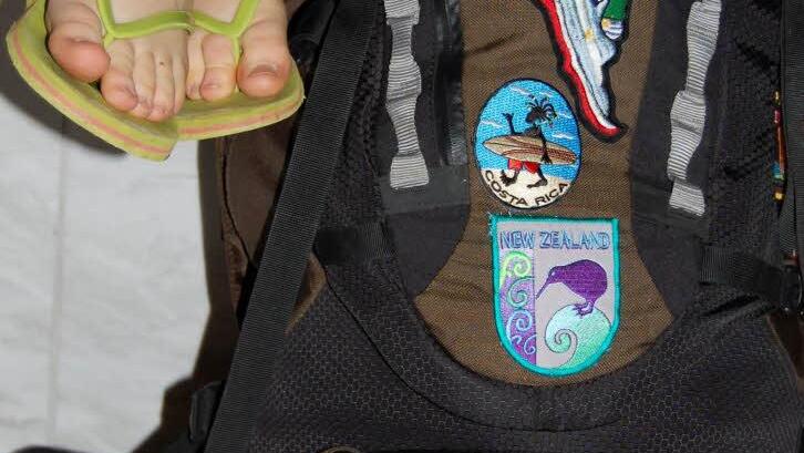 Rucksack und Flip-Flops: Ab geht die Post.