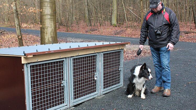Wartezone für HundeFoto: Anette Schreiber