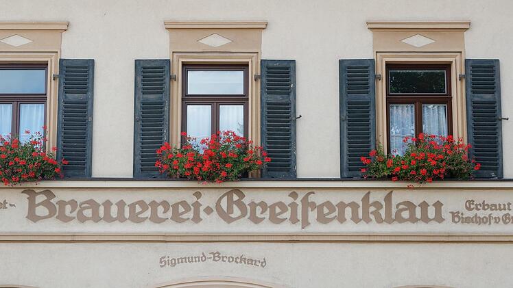 In Zukunft sonntags geschlossen: die Gaststätte "Greifenklau" am Laurenziplatz. Foto: Matthias Hoch