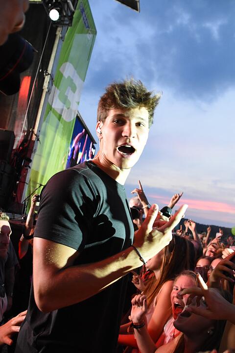 Wincent Weiss spielt kostenloses Konzert in Baiersdorf - BR-Radltour 2018