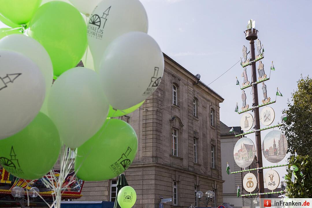 Fürther Michaeliskirchweih eröffnet