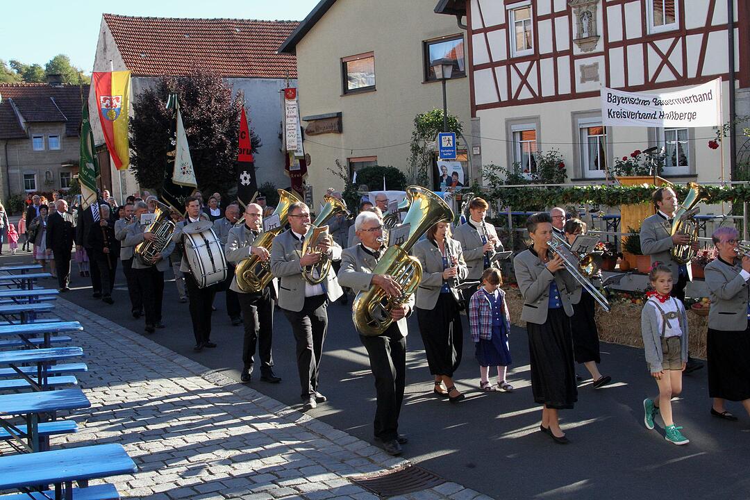 Erntedankumzug in Neubrunn