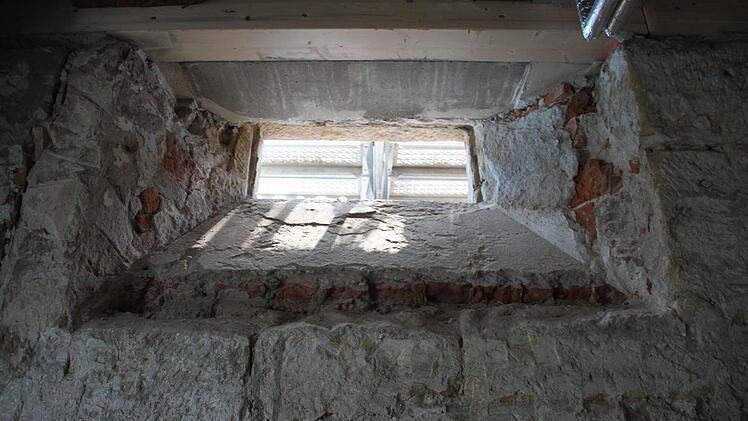 Offene Fensterluke
