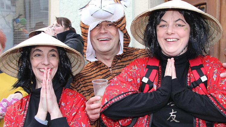 Marktplatztreiben in Stadtsteinach. Foto: Jürgen Gärtner